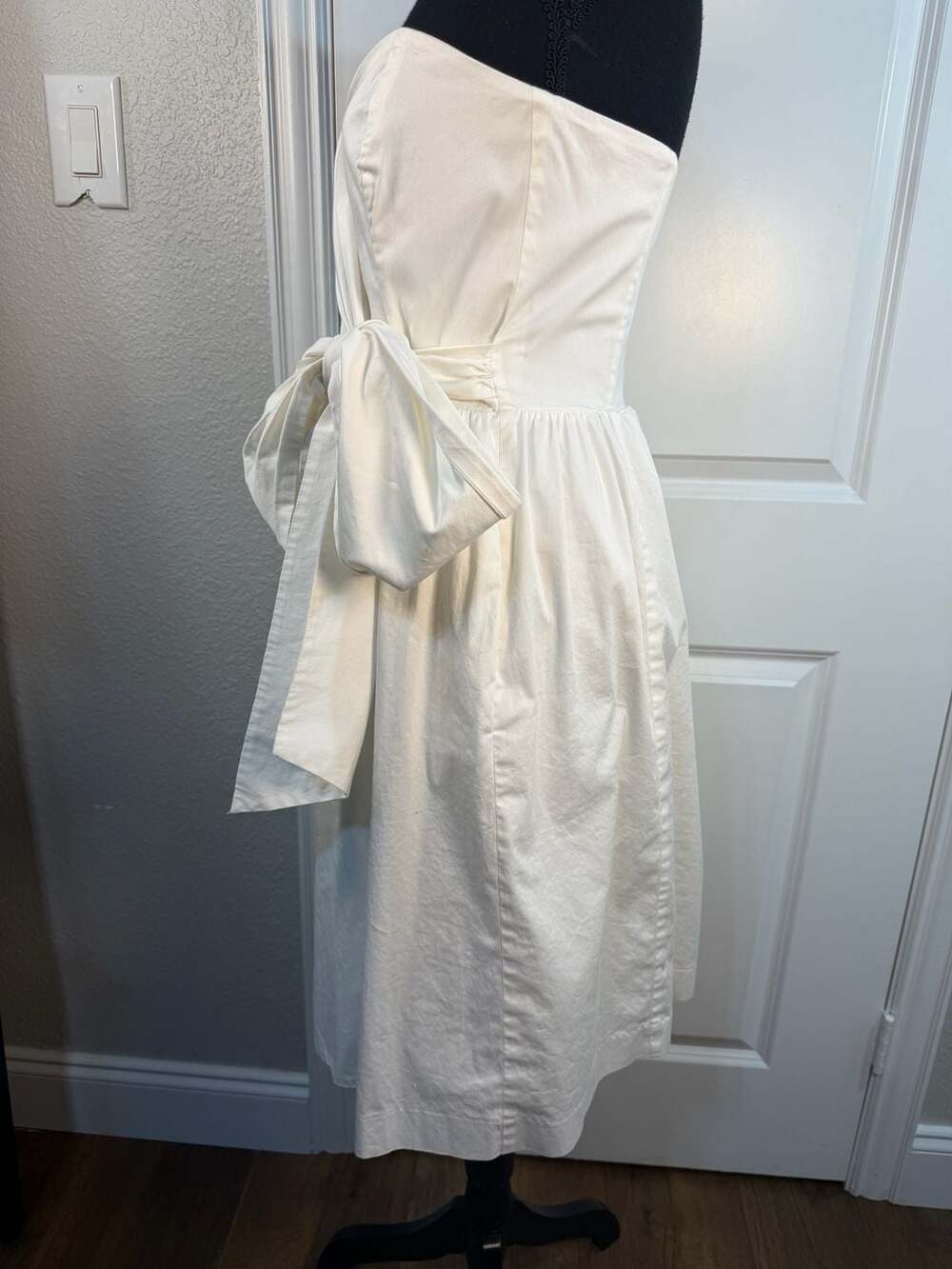 French Connection Florida Summer White Strapless Bow Maxi Dress Size 6 - Picture 10 of 10